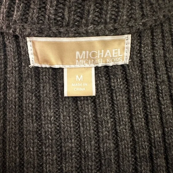 Michael Kors Sliver & Grey Faux Coyote Fur Vest - Picture 11 of 12